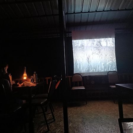 Nadiani Hostel Omalo エクステリア 写真